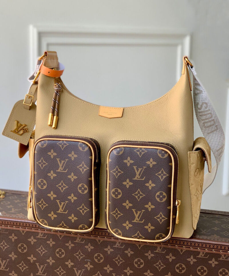 Louis Vuitton Hobo Cargo M12697 Khaki